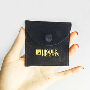 Bolsa de Embalaje de Joyería de Terciopelo Negro de Lujo con Cierre de Broche, Bolsa de Microfibra con Logotipo Personalizado - Product Image 5
