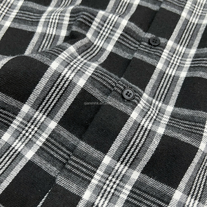 Camiseta de Gran Tamaño con Estampado Urbano, Camiseta de Manga Larga Térmica de Algodón de Diseñador, Camisa de Franela a Cuadros con Botones Personalizada para Hombre - Product Image 5