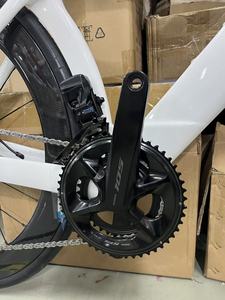 Vélo de contre-la-montre en fibre de carbone aérodynamique haut de gamme, vélo de triathlon sans fil à 24 vitesses pour la course adulte - Product Image 2