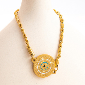 Bracelet à breloques tournesol en acier inoxydable plaqué or 18 carats, bijou unisexe, accessoire de mode - Product Image 3