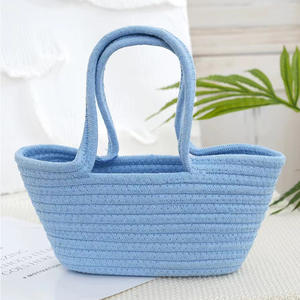 Nuova Borsa Estiva Intrecciata BC alla Moda a Tracolla Tema ROMANCE Borsa Portatile Versatile Ins Cesto Intrecciato a Mano - Product Image 3