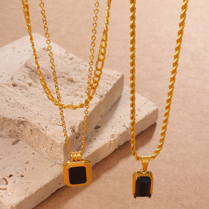 Collier pendentif ovale double couche en agate noire style rétro européen et américain, plaqué or 18 carats, avec zircon noir carré pour clavicule - Product Image 2
