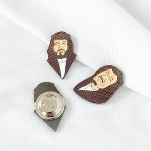 Arabia Saudita KSA Prince Mohammed bin <span class=keywords><strong>Salman</strong></span> broche alfileres Día Nacional broche esmalte suave insignia de Metal imanes - Product Image 1