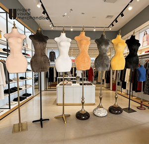 Forme de robe sexy de grande taille de <span class=keywords><strong>mannequin</strong></span> de <span class=keywords><strong>femme</strong></span> brésilienne de grande taille de grand-<span class=keywords><strong>buste</strong></span> de mousse d'épingle de couleur personnalisée pour l'affichage de vêtements - Product Image 1