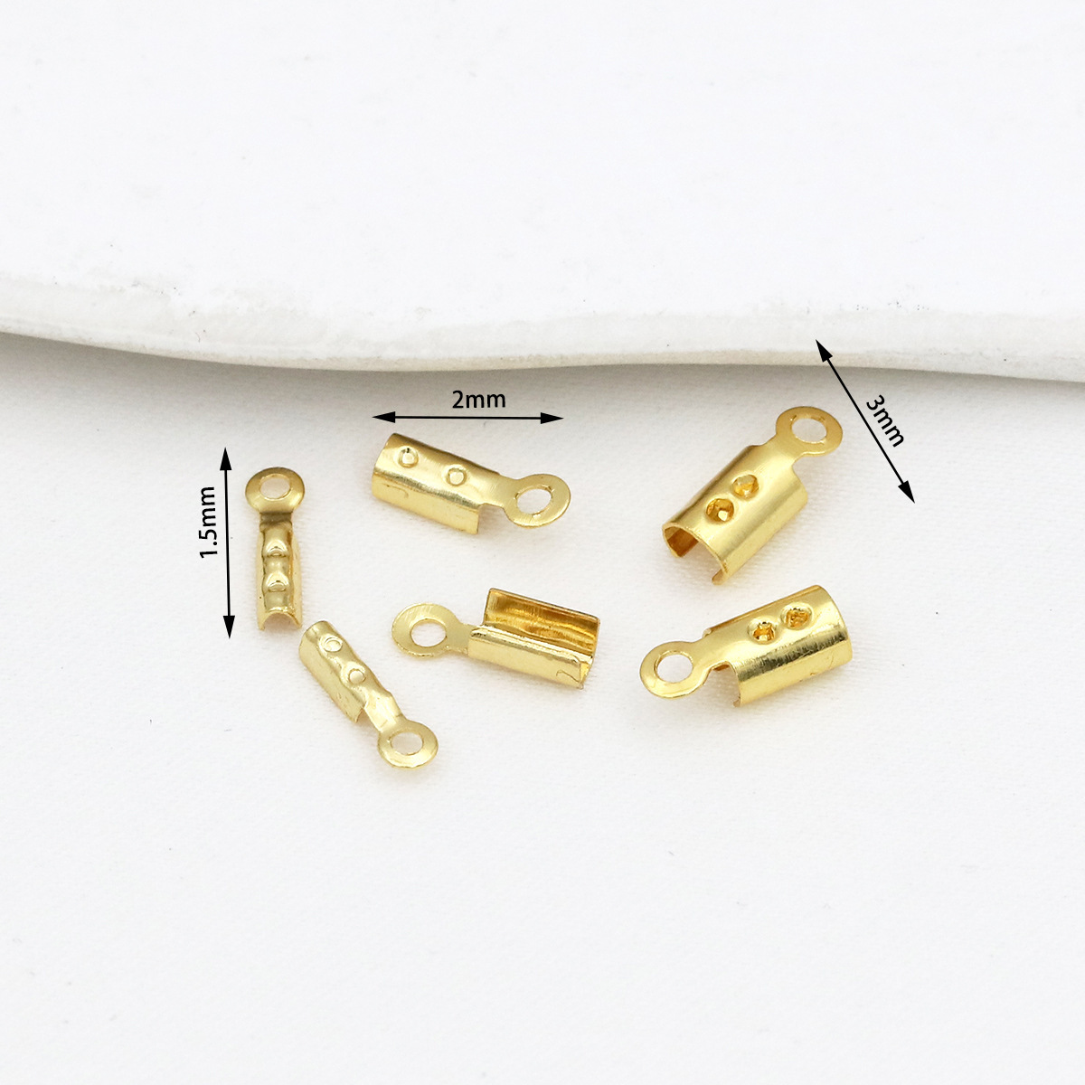 Or véritable 18 carats [L'or véritable conserve sa couleur]