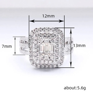 Anello dal Design in Stile Cristallo, Anello Minimalista da Dito per Donne - Product Image 5