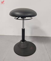 Tabouret ergonomique à bascule pour une assise active, chaise de bureau à hauteur réglable avec base inclinable