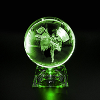 China Beliebte Großhandel K9 Kristallglas LED-Kugel mit Mini-LED-Leuchten Basis benutzer definierte Magie gravierte Logo Kristall für Geschenke