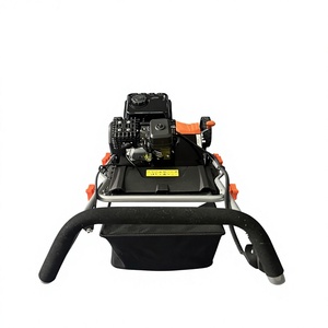 <span class=keywords><strong>Scarificateur</strong></span> à essence robuste avec profondeur réglable et sac de récupération pour l'élimination du mousse et du chaume sur les grandes pelouses - Product Image 4