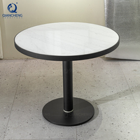 Pub commercial table carrée et chaise pour meubles de stand de restaurant restauration rapide café boutique Table basse centrale de salle à manger personnalisée