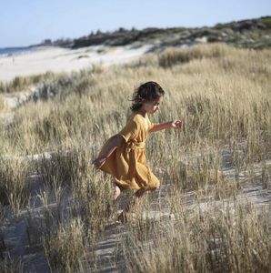 Ropa de Boutique para Niñas al por Mayor, Vestido de Algodón y Lino de Manga Corta con Cárdigan, Estilo Personalizado - Product Image 4