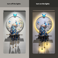 Art mural lumineux LED Paon bleu, magnifique effet lumineux vertical personnalisable, belle décoration suspendue pour salon