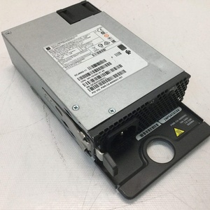 Module d'alimentation FRU AC à commutation à chaud Cisco PWR-C5-600WAC = 600 W, conception à double redondance pour le commutateur réseau Catalyst 9200L - Product Image 6