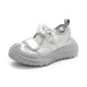 <span class=keywords><strong>Sandales</strong></span> de princesse en maille ajourée pour filles, chaussures d'été à semelle souple, chaussures de plage à enfiler tendance - Product Image 5