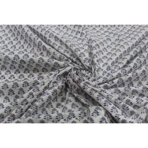 Tissu artisanal indien en coton imprimé à la main, motif floral moderne de Jaipur, pour sacs et rideaux, tissu léger pour robes - Product Image 6