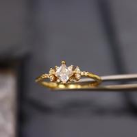Nugget in argento 925 minimalista NATUNA fede nuziale promessa in oro Moissanite