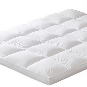 Cubrecolchón <span class=keywords><strong>de</strong></span> <span class=keywords><strong>Plumas</strong></span> <span class=keywords><strong>de</strong></span> <span class=keywords><strong>Ganso</strong></span> Blanco <span class=keywords><strong>de</strong></span> 3 Pulgadas, Ultra Suave, con Tela 100% Algodón, Transpirable, Inodoro, Cómodo y con Soporte - Product Image 1