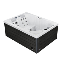 Bain à remous extérieur isolé toutes saisons en acrylique pour une immersion profonde et une hydrothérapie