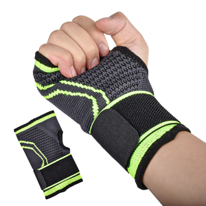 Soporte de mano de poliéster transpirable ajustable <span class=keywords><strong>Protector</strong></span> de muñeca de verano Correa deportiva Muñequera protectora - Product Image 1