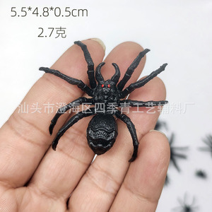 Araña Falsa de Plástico Verde para Halloween, Simulación de Araña Negra Grande, Decoración para Fiestas, Estilo Terrorífico, Decoración para Eventos - Product Image 5