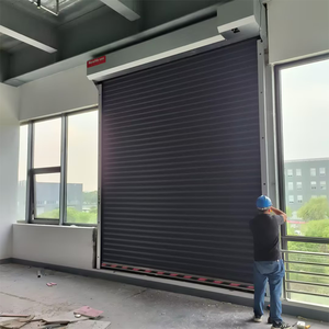 Vente en gros bon marché Portes industrielles roulantes électriques en acier inoxydable galvanisé en métal <span class=keywords><strong>Porte</strong></span> <span class=keywords><strong>de</strong></span> <span class=keywords><strong>garage</strong></span> coupe-vent à volet roulant - Product Image 3