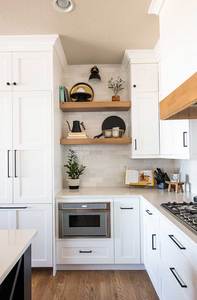 Meubles garde-manger de cuisine nord-américains personnalisés Fabrication d'armoires de cuisine en bois de châtaignier - Product Image 6