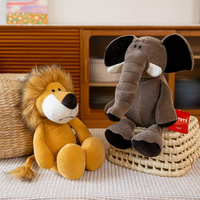 Vente en gros Nouvel arrivage de jouets en peluche lion et panda personnalisés animaux en peluche doux réalistes faits à la main poupées remplies de coton PP