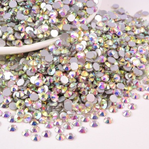 Vente en gros usine de strass en verre à dos plat, fixation à froid, non thermocollants, effet cristal AB, pour ongles, gobelets et DIY - Product Image 4