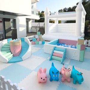 Vente en gros de jeux commerciaux pour enfants, jeux d'escalade, équipement de terrain de jeu blanc rose, <span class=keywords><strong>piscine</strong></span> à balles souples <span class=keywords><strong>avec</strong></span> <span class=keywords><strong>toboggan</strong></span> - Product Image 3