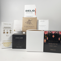 Boîte d'emballage personnalisée en carton rigide pour lotions corporelles en terre cuite avec impression de lignes ondulées, idéale pour les flacons pompe