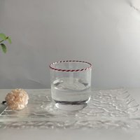 Vente en gros de tasses à café et à lait en verre borosilicate de haute qualité, faites à la main, avec un bord torsadé rouge et blanc, vaisselle en verre de 300 ml, passe au micro-ondes et au lave-vaisselle