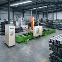 Máquina CNC Tianchen de 4 Ejes de Alta Calidad y Alta Velocidad, Diseño Integrado de Perforación y Fresado, Estructura Compacta para Ventanas