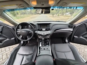 Personalización Interior, <span class=keywords><strong>Infiniti</strong></span> Q70 AWD Sedán 2015 Usado, Autos Baratos con Cámara Trasera, Volante a la Izquierda - Product Image 3