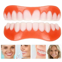 Couvercle de prothèse dentaire en plastique blanchir les facettes dentaires fausses dents supérieures et inférieures ensemble de prothèses dentaires sourire placage prothèses dentaires