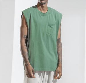 Maglietta senza maniche Athleisure con tasca sul petto canotta da uomo oversize all'ingrosso - Product Image 4