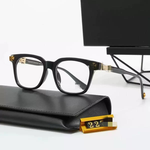 نظارات فاخرة مضادة للضوء الأزرق بتصميم عصري وعتيق - Product Image 2