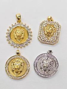 Colgante de Estrella y Luna Divergentes al por Mayor, Dije Brillante con Circonitas Cúbicas, Joyería Chapada <span class=keywords><strong>en</strong></span> Oro, Diseño Elegante de Concha para Hacer Llaveros y Collares - Product Image 5