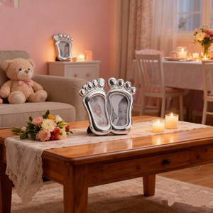 Персонализированная фоторамка из серебра с дизайном детской ножки — лучший подарок на память о малыше, идеальный подарок на выписку или беби-шауэр. - Product Image 5