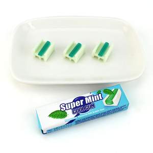 Biscuits classiques en forme de petit ours avec confiture de chocolat - Product Image 4