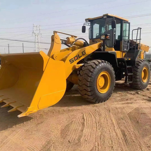 รถตักล้อยาง SDLG 956L ขนาด 4 ตัน พร้อมเครื่องยนต์ Cat สำหรับงานฟาร์ม  พร้อมปั๊ม Weichai และชิ้นส่วนหลัก - Product Image 1