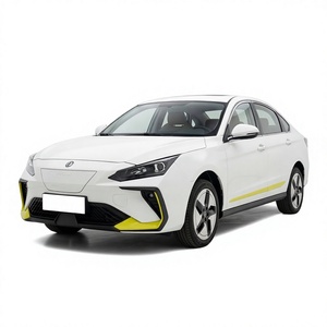 Autos Usados Dongfeng Aeolus E70 2023 Sedán LHD Automático - Eléctrico Puro con 412 km de Autonomía - Taxi - Estado Original Precio de Mayoreo - Product Image 1