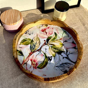 Bandeja Artesanal Redonda de Madera de Mango con Asas, Bandeja Decorativa para Servir - Product Image 1