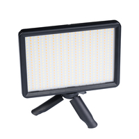 P500 Panneau lumineux LED plat pliable, portable, réglable et dimmable 15W pour la photographie et la vidéo professionnelle, idéal pour appareil photo