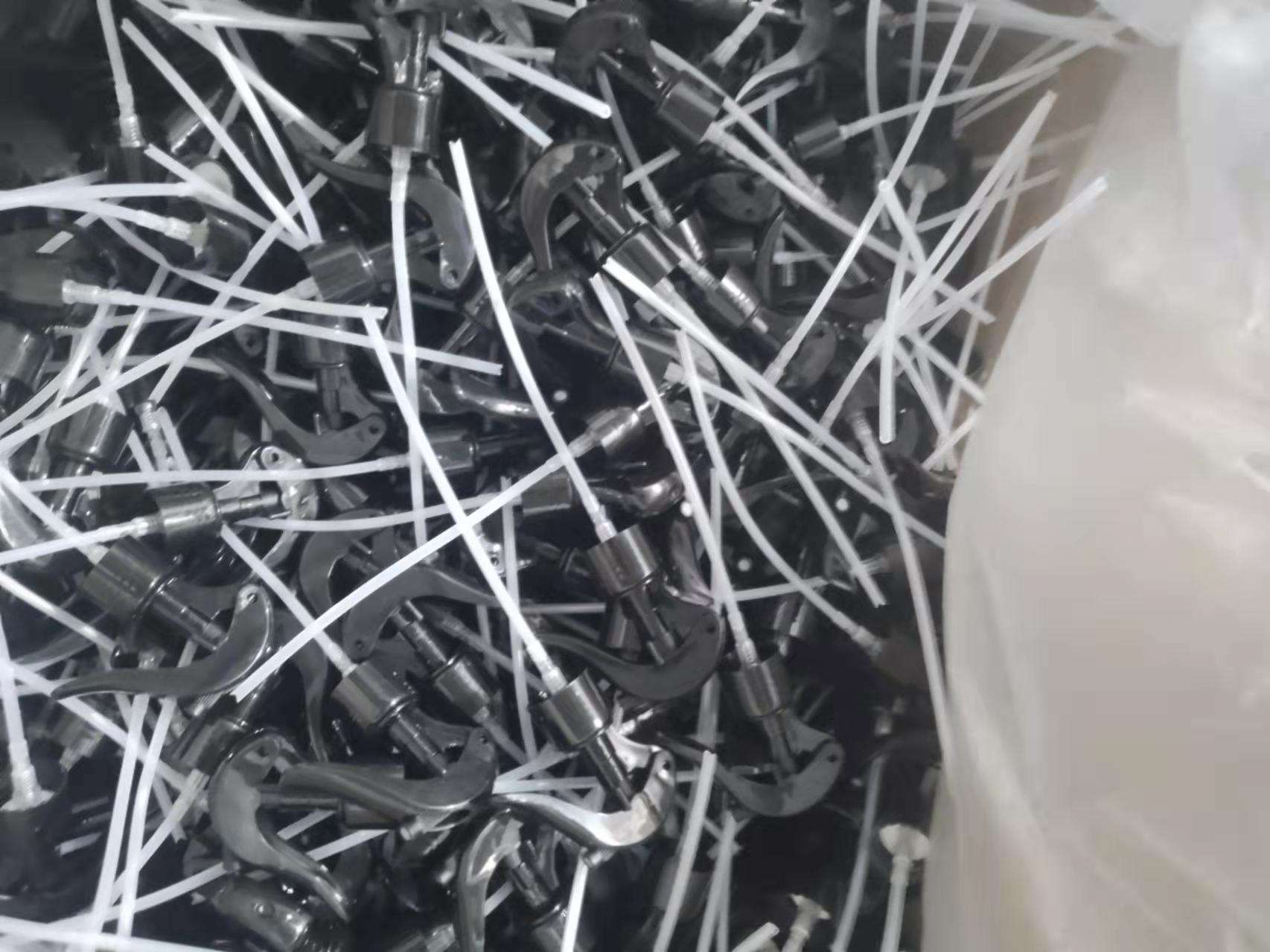 ฝาครอบหัวฉีดสีดำ