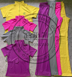 Primavera Estate 2026 Abbigliamento Donna Y2K, Tute Personalizzate con LOGO, Giacca Yoga e Pantaloni Capri, Set Leggings da Donna in Due Pezzi - Product Image 5