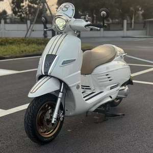 Peugeot <span class=keywords><strong>Django</strong></span> 150cc Monocilindrico Raffreddato ad Aria CVT Scooter Classico Stile Retrò Europeo per Pendolari Urbani - Product Image 5