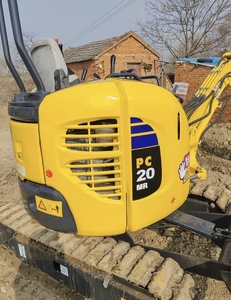 Mini excavatrice Komatsu PC20 MR d'occasion de haute qualité, sur chenilles de 2 tonnes avec moteur et pompe, certifiée CE en basse heure - Product Image 3