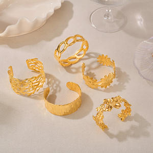 Un nouveau bracelet en acier inoxydable de mode transfrontalière d'Europe et d'Amérique, avec une sensation unique, polyvalente et haut de gamme est un rétro - Product Image 5