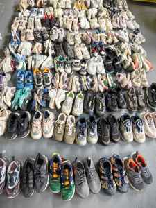 SH08 経済的な中古メンズシューズ 大きいサイズ レディースハイヒール 中古サンダル 混合靴 混合カラー 高品質 卸売 - Product Image 3