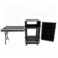 Flight case OEM 12U antichoc sur roulettes pour Midas M32R et amplificateurs, avec 2 tables DJ et 4 loquets de sécurité